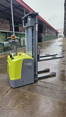 SNSC Elektryczna ciężarówka do układania palet 2000 kg