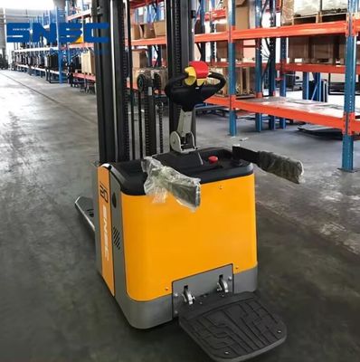 Apilador Stacker 1500kg 2000kg Elektryczny Stacker Truck dla hoteli, sklepów z odzieżą