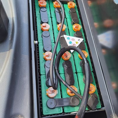Sklepy odzieżowe Elektryczny podnośnik palet 600 mm Centrum ładunkowe
